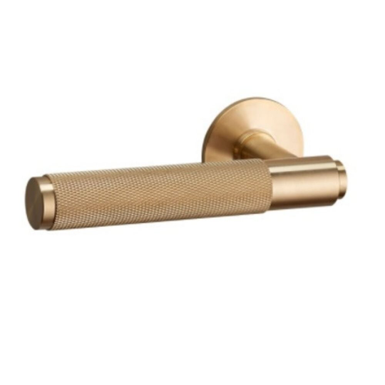 Handtag Door Level Handle Buster+Punch Brass